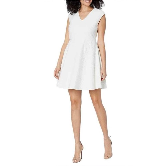 Taylor Dresses & Skirts - Taylor Womens Sleeveless Fit and Flare
Textured Jacquard Knit business Casual